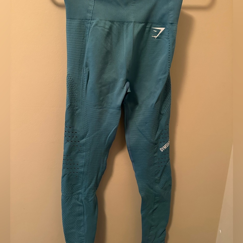 Gymshark ladies leggings. Size small. Kind of like a dark turquoise color.